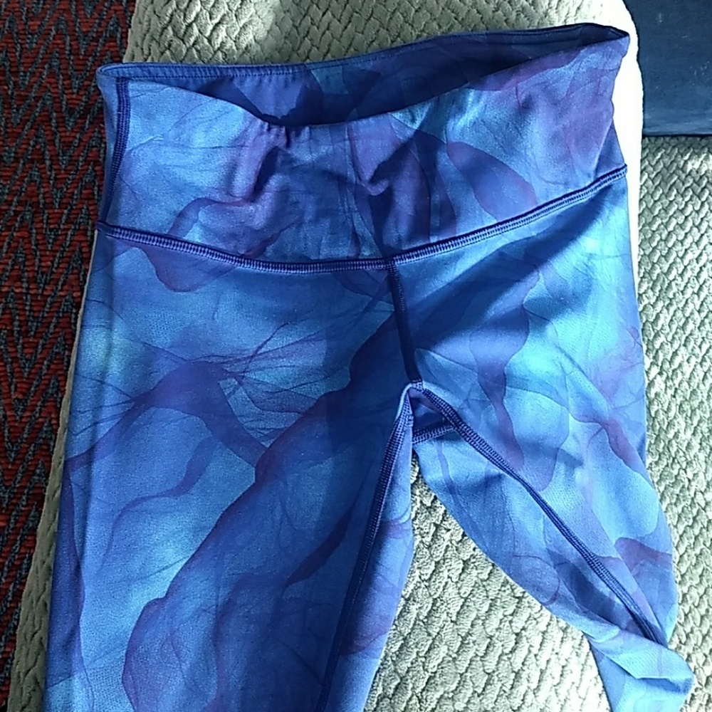 Lululemon tights